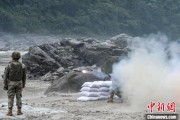 你梦见谁西藏军区某部高原峡谷实弹射击 锤炼实战能力